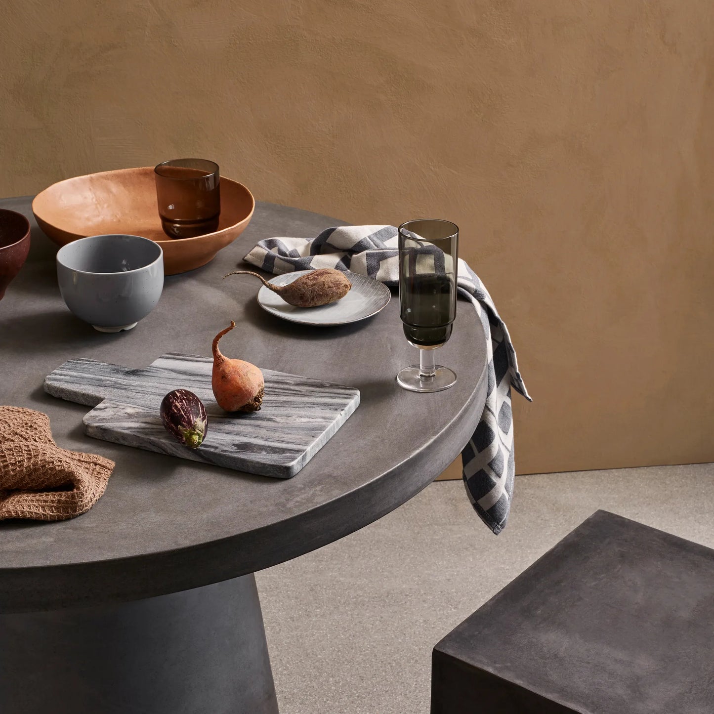 Nordic Bistrot Grigio Fumo, Vetro soffiato Ø7,7 x H8,5 cm, 20 cl_Broste